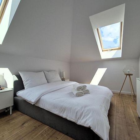 Willa Raclawicka Apartments Poznan Bagian luar foto